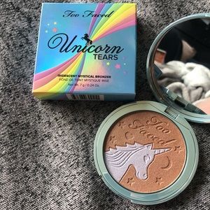 Too Faced Unicorn Tears Bronzer